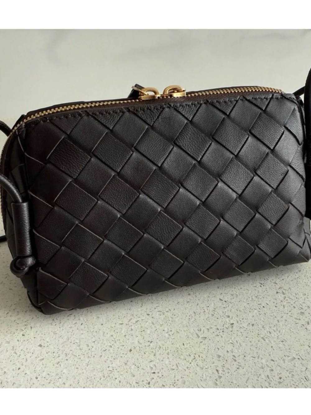 Bottega Veneta Intrecciato Nappa Leather Concert Pouch - Picture 4 of 12